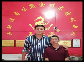 何家红_副本.jpg